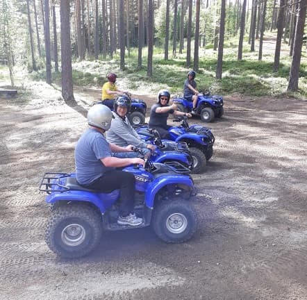 Fyrhjulingskörning på Zorbcenter